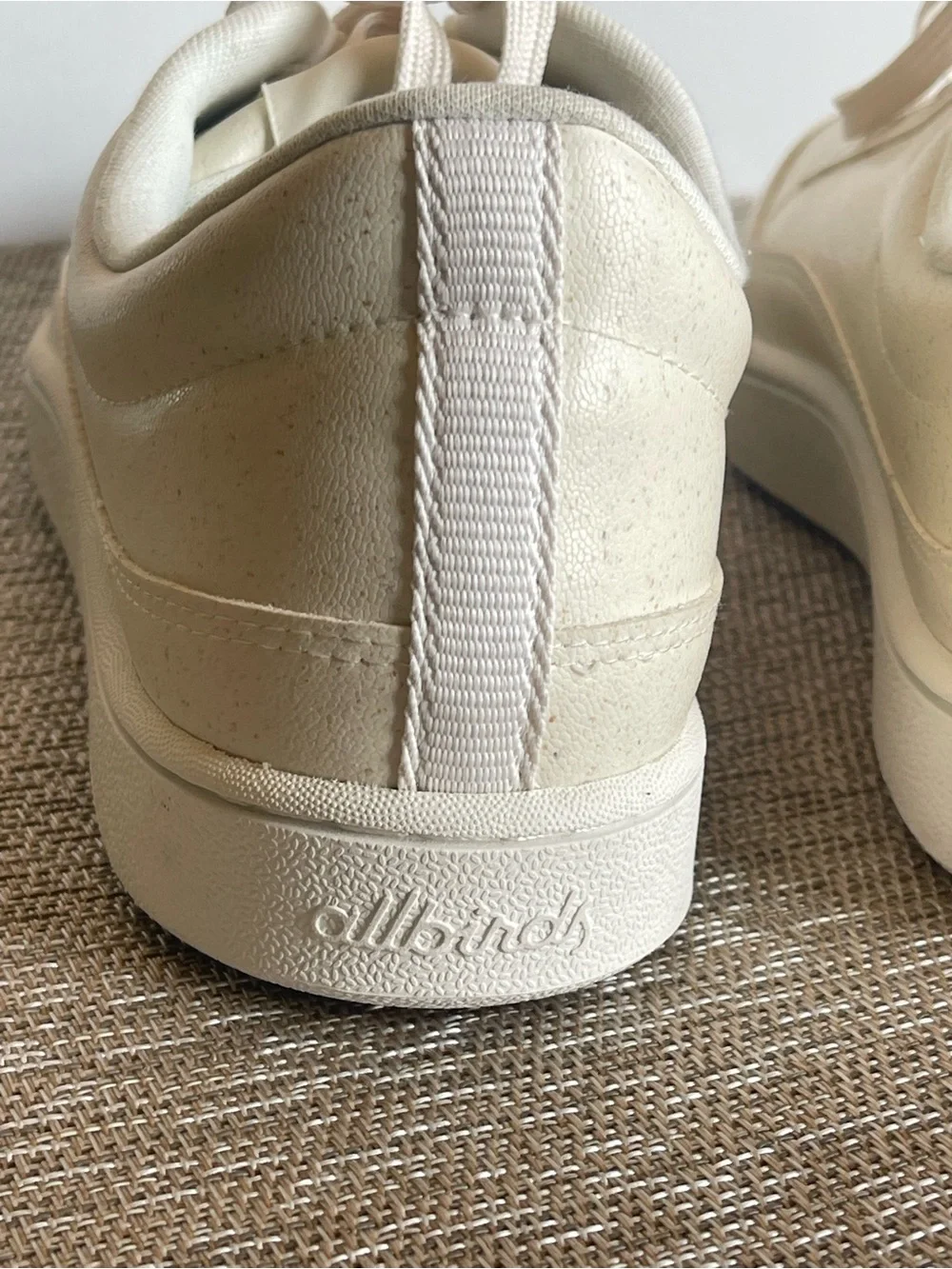 NEW ALLBIRDS PLANT PACER CLASSIC EDITION VEGAN LEATHER SNEAKER WOMENS SIZE 9 - Picture 13 of 14